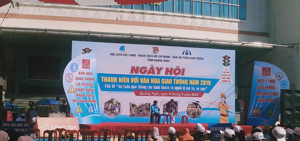 Làm bảng hiệu quảng cáo chuyên nghiệp tại Quảng Ngãi